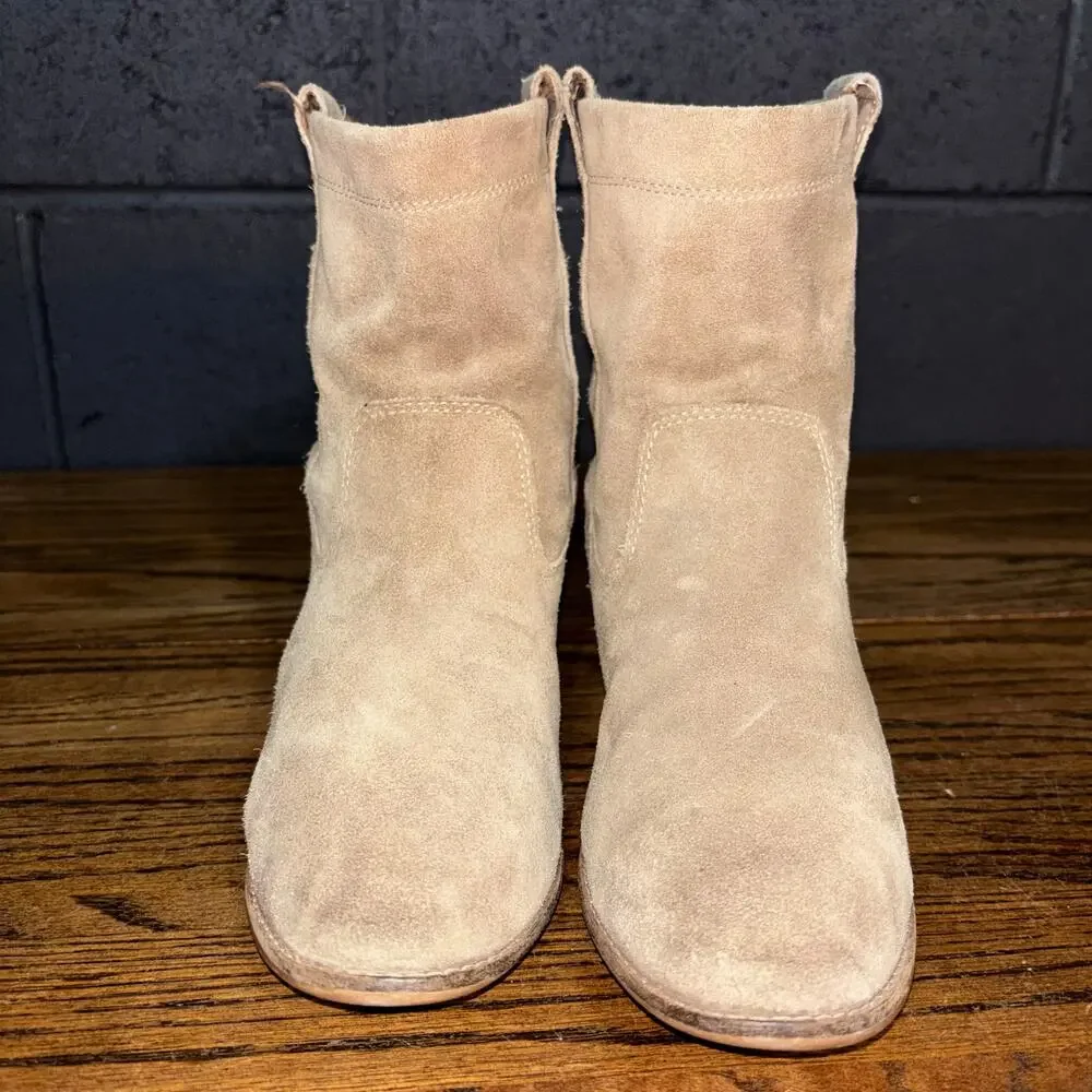 TOMS Tan Suede Western Ankle Boots Pull-On Women’s 8.5